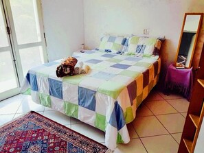 4 bedrooms, iron/ironing board