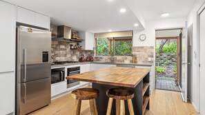 Frigorífic, microones, forn i rentaplats 