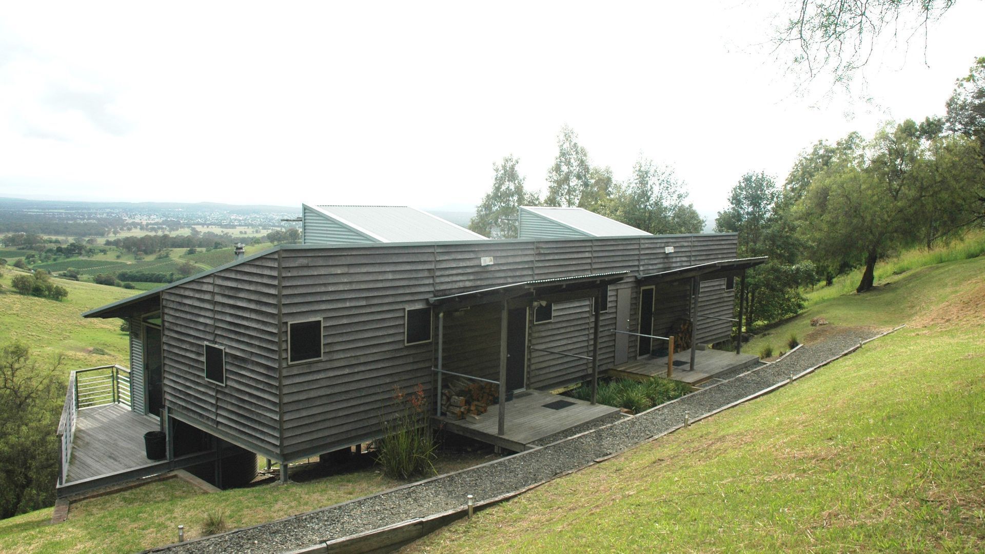 Mount View Lodges - Hunter Valley - 3 Bed — image 6