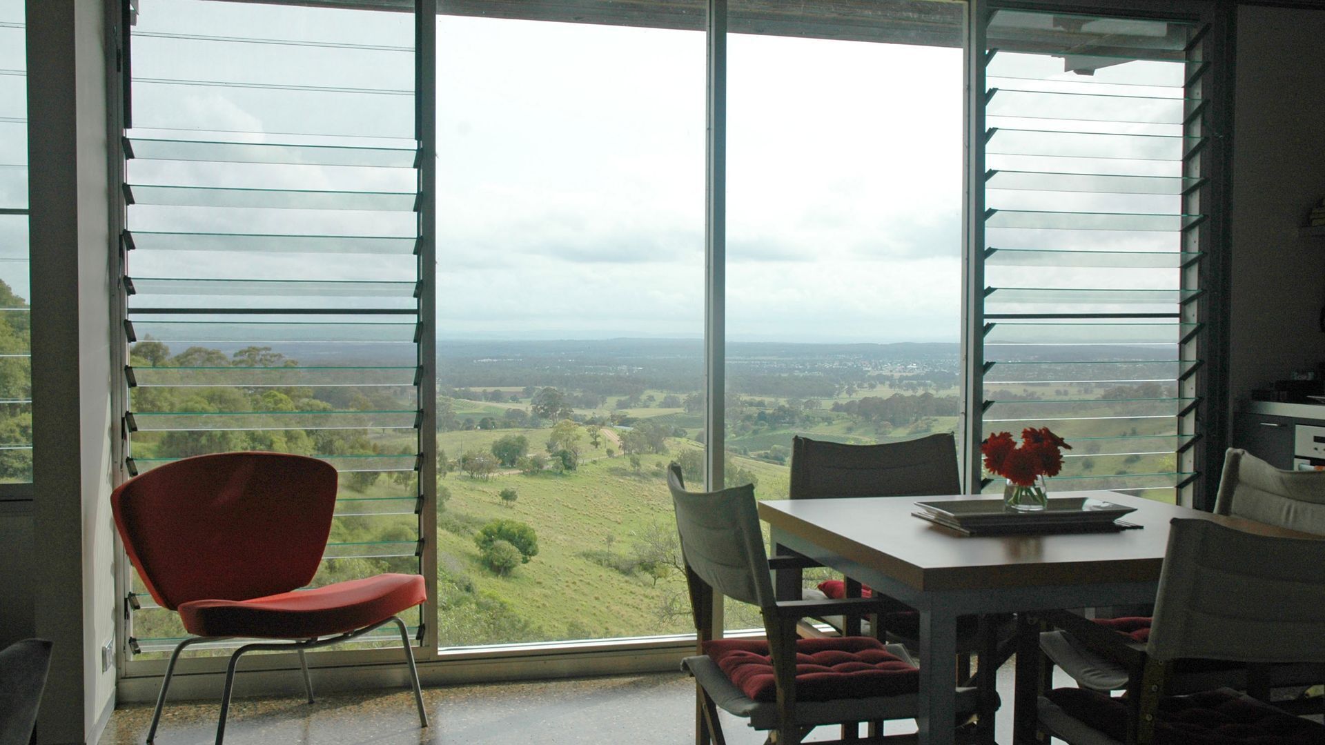 Mount View Lodges - Hunter Valley - 3 Bed — image 2