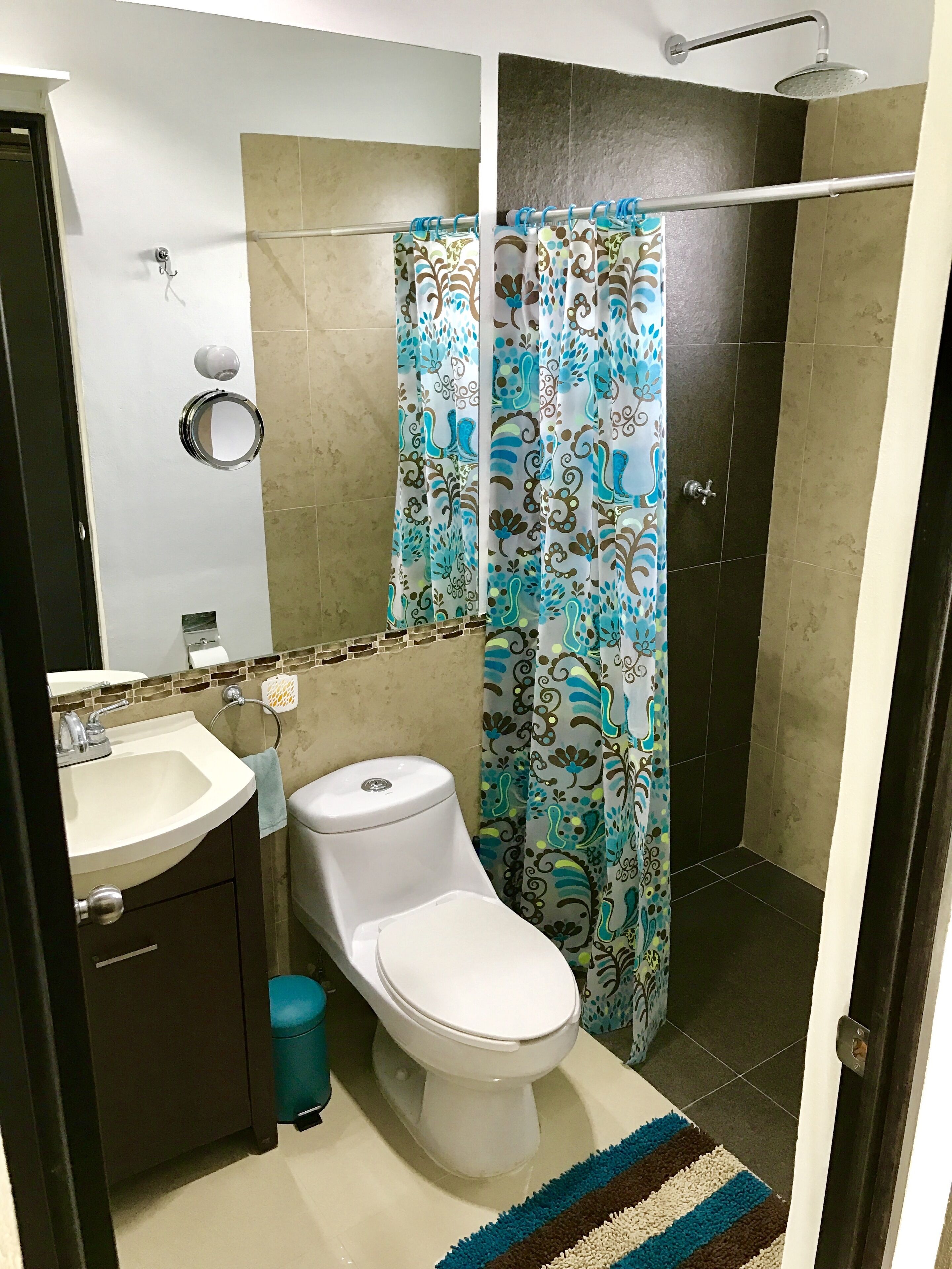 Cozy Suite near the sea with car for rent