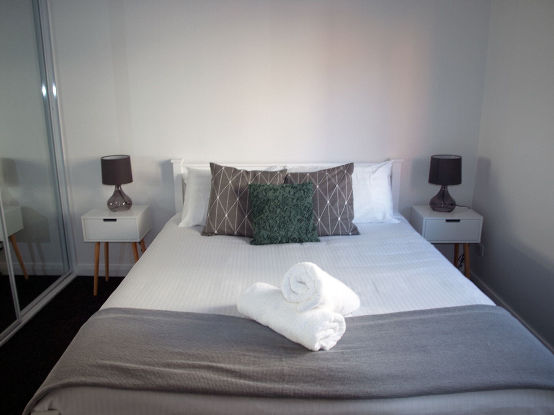 Jindabyne Apartment New and Close to Amenities — image 19