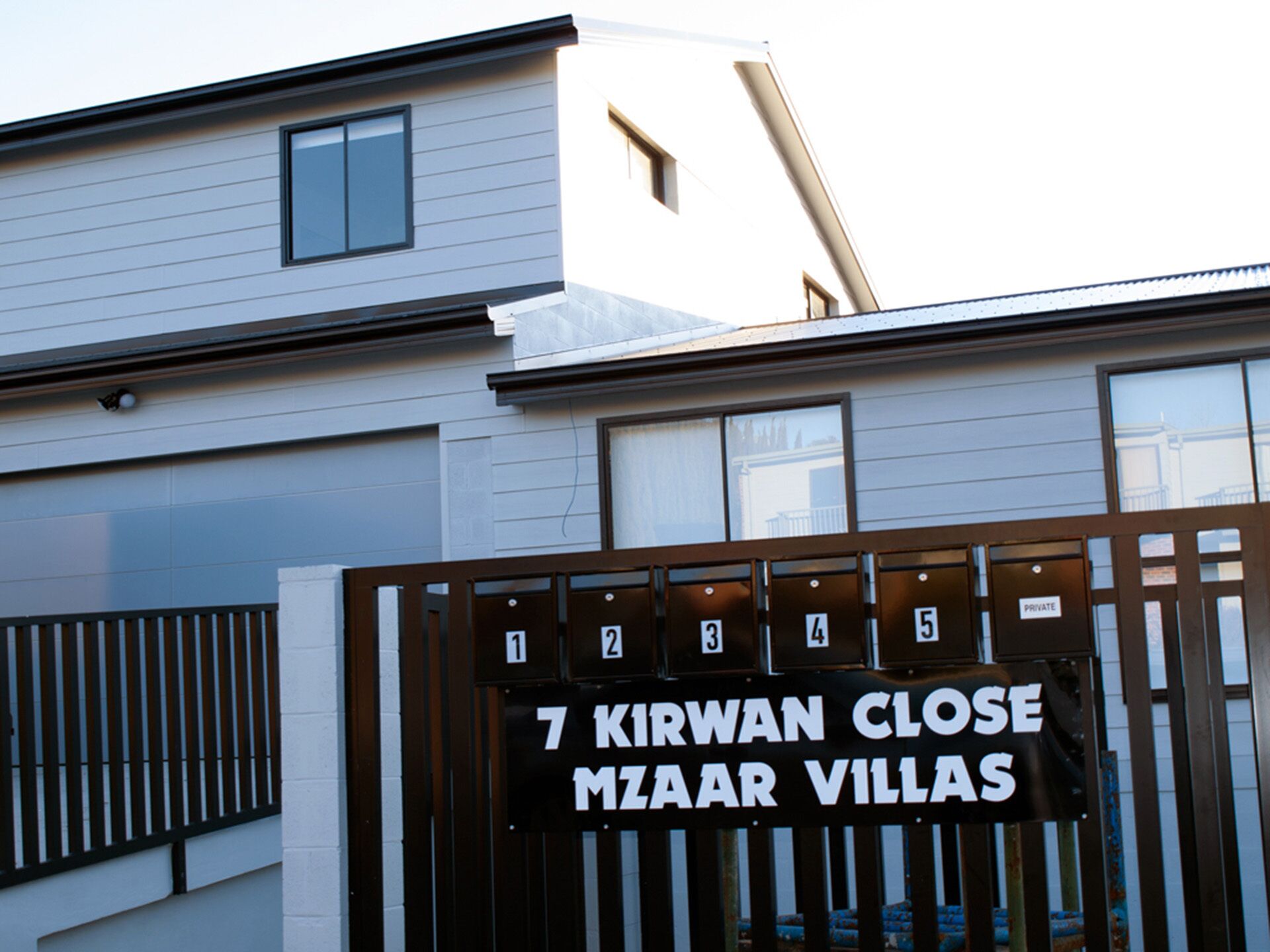 Jindabyne Apartment New and Close to Amenities — image 29