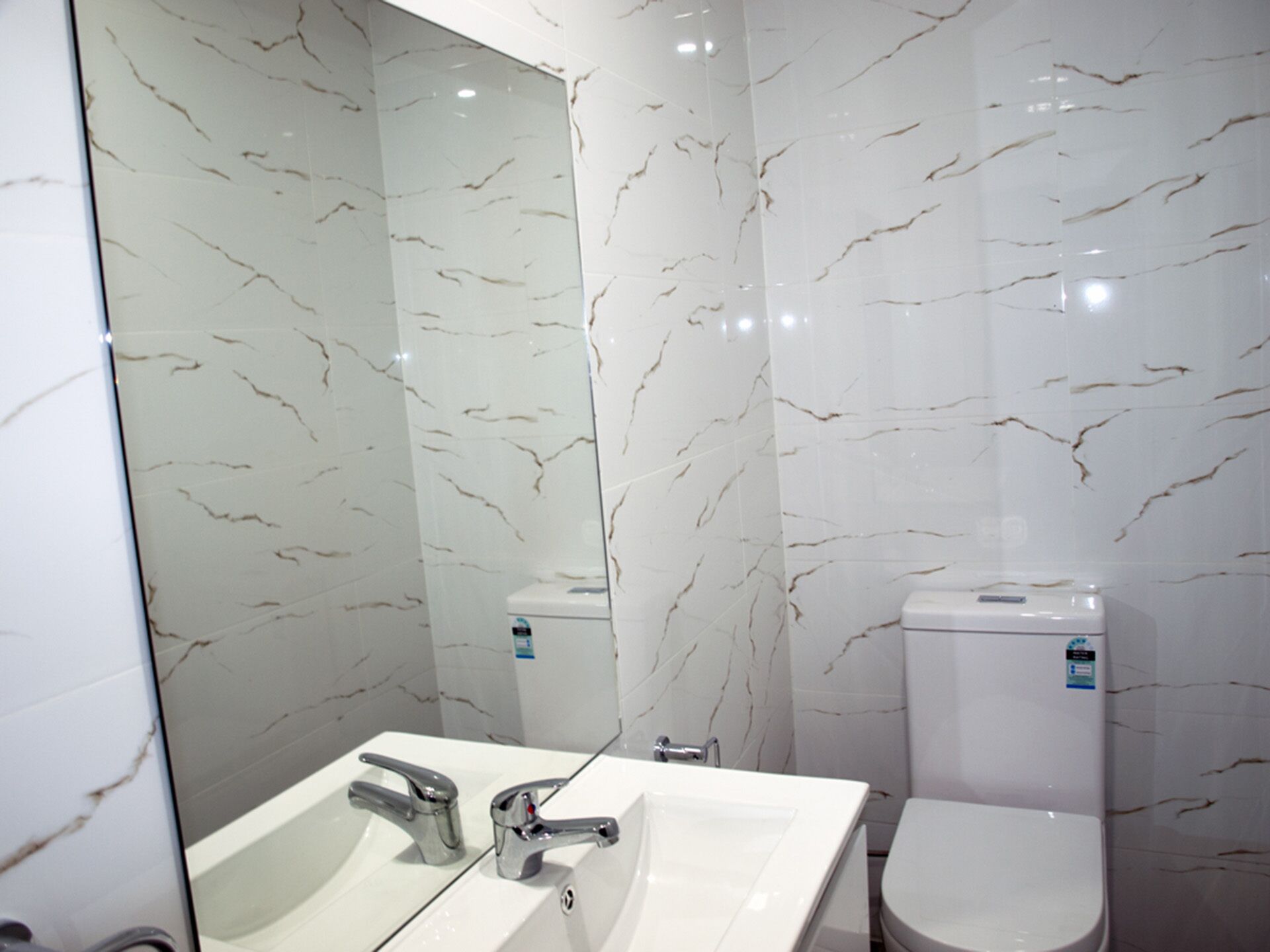 Jindabyne Apartment New and Close to Amenities — image 18