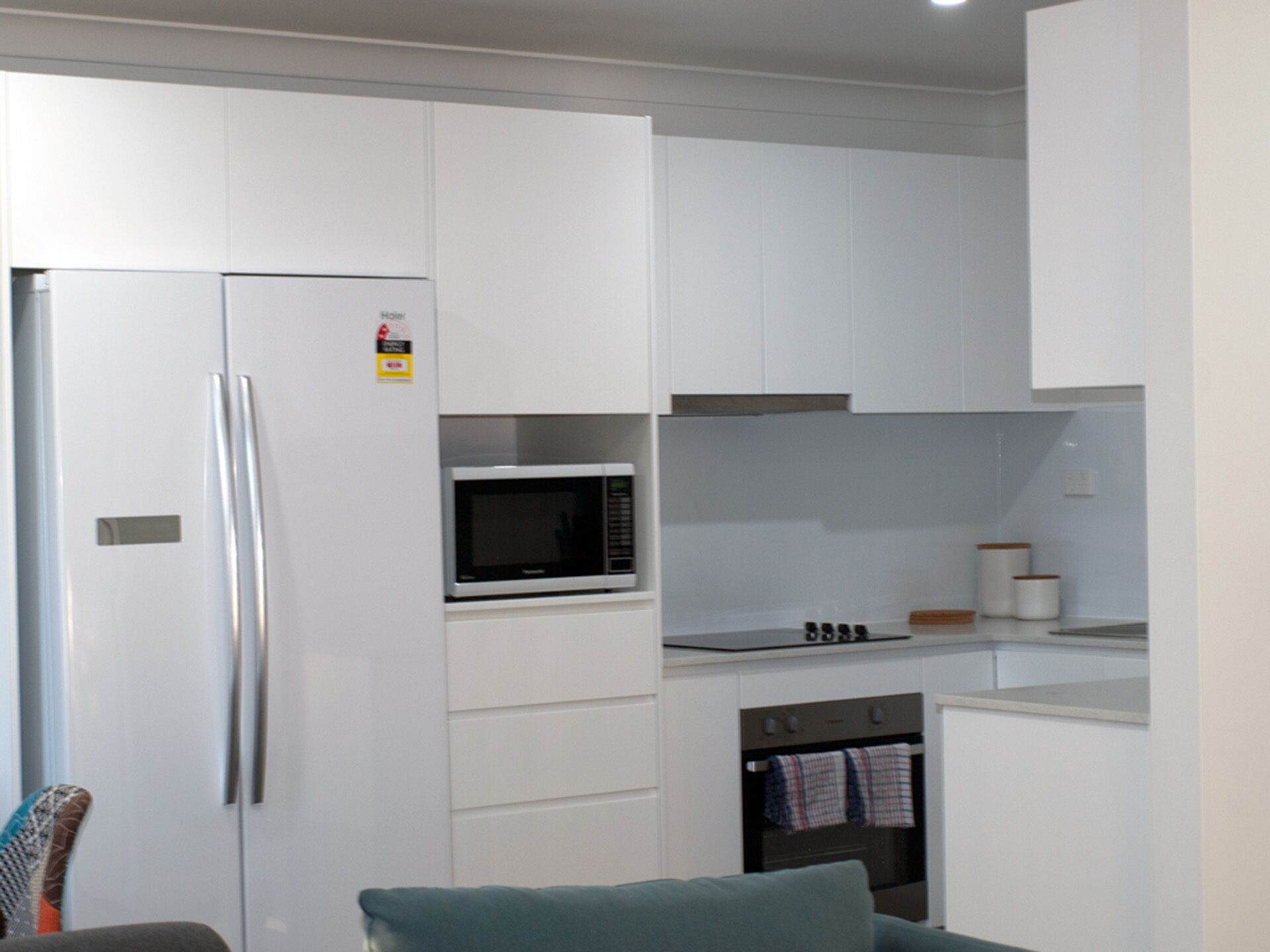 Jindabyne Apartment New and Close to Amenities — image 9