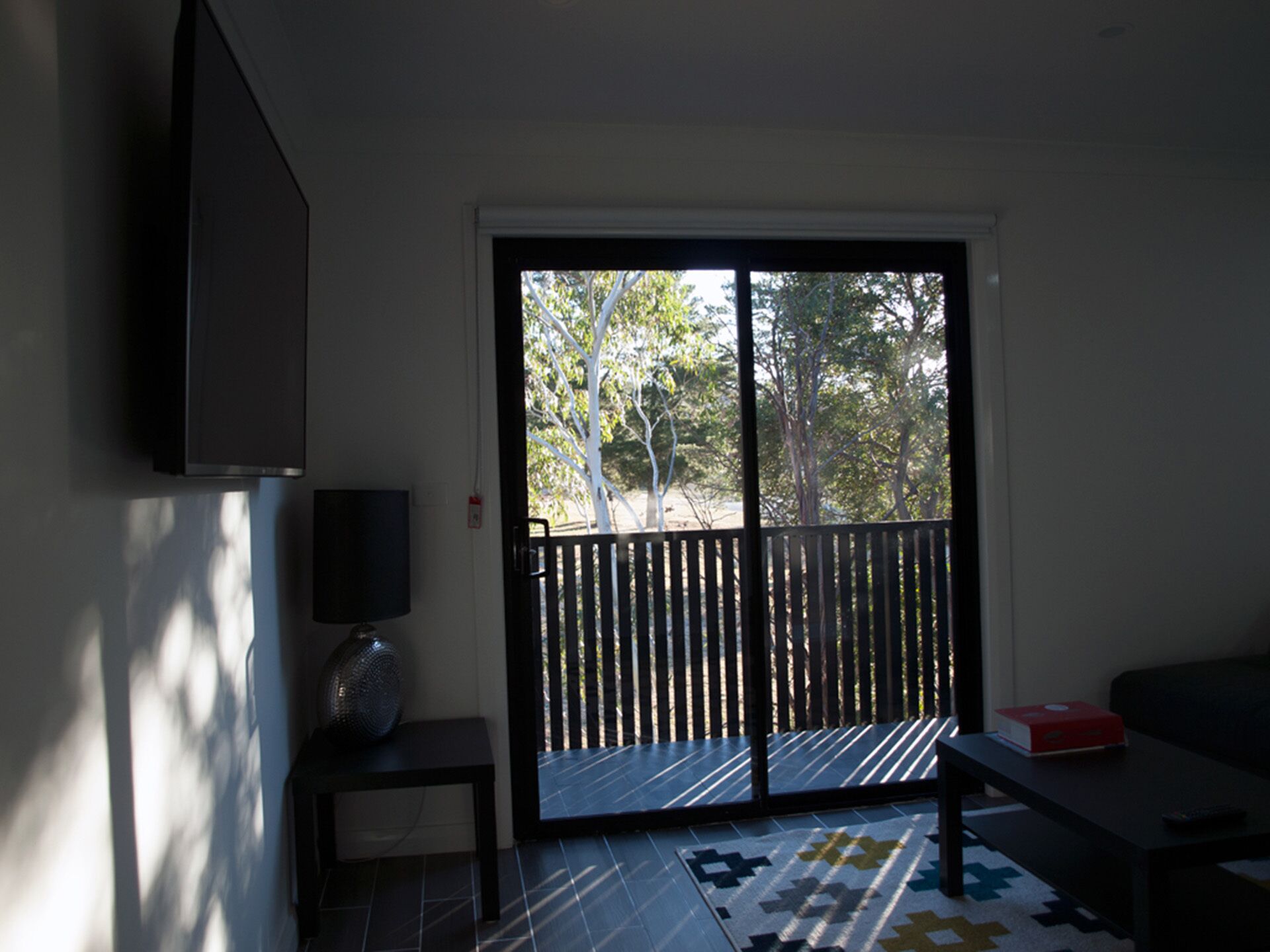 Jindabyne Apartment New and Close to Amenities — image 13
