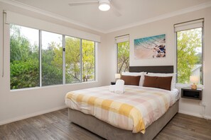 3 bedrooms, iron/ironing board, WiFi, bed sheets - Viente @ Cape Villas, Dunsborough (Dunsborough)