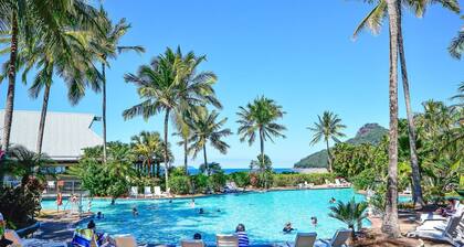 Poinciana 008 - Hamilton Island