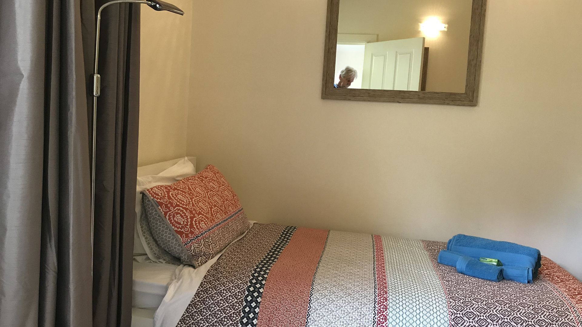 Studio Accommodation 2 bedroom apartment — image 14