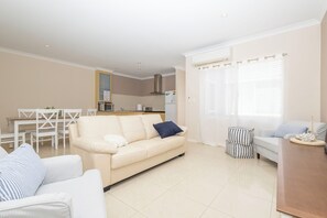 スマートテレビ、DVD プレーヤー