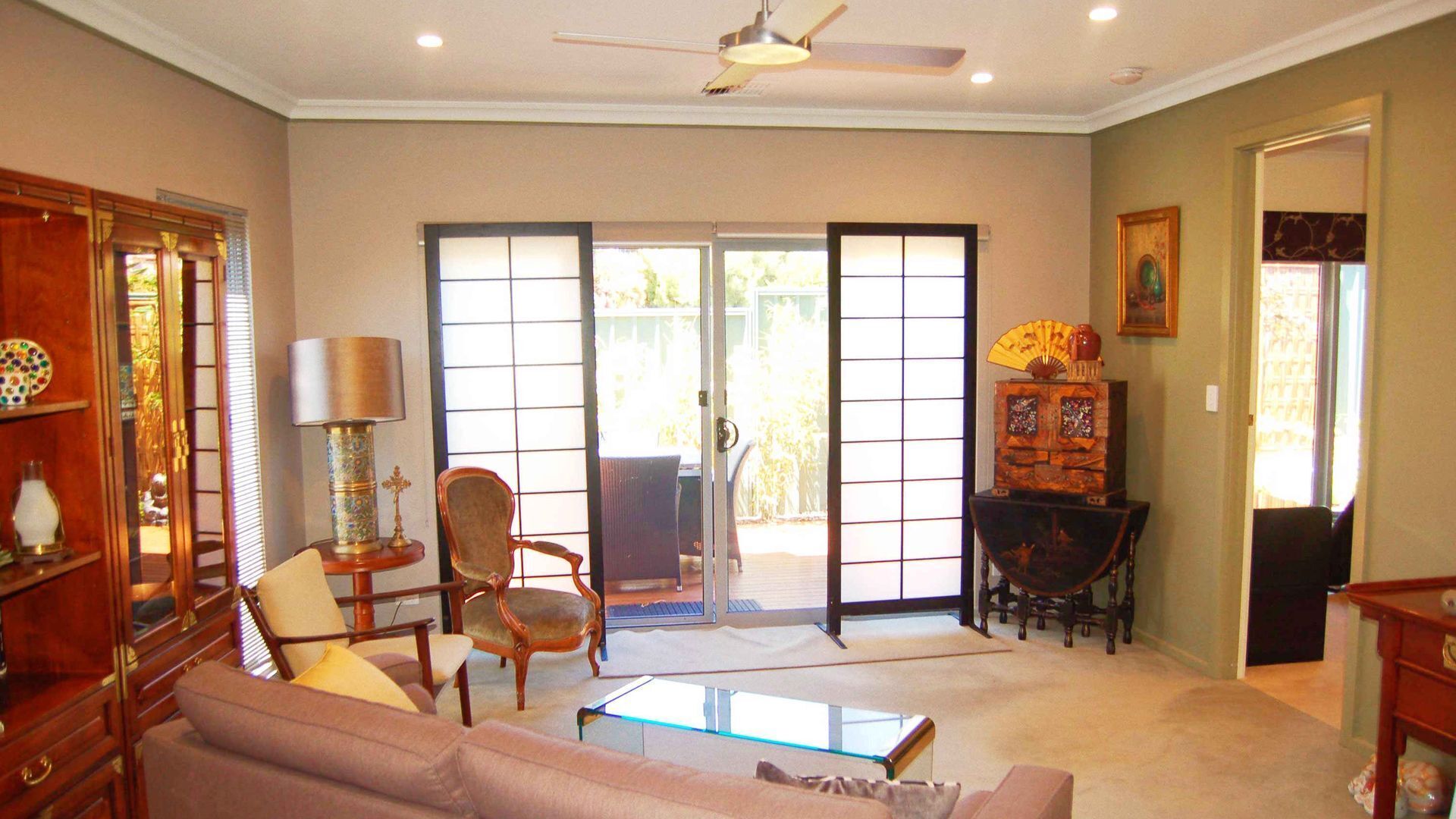  2YO Unique 2Bed Home 100M to Beach — image 8