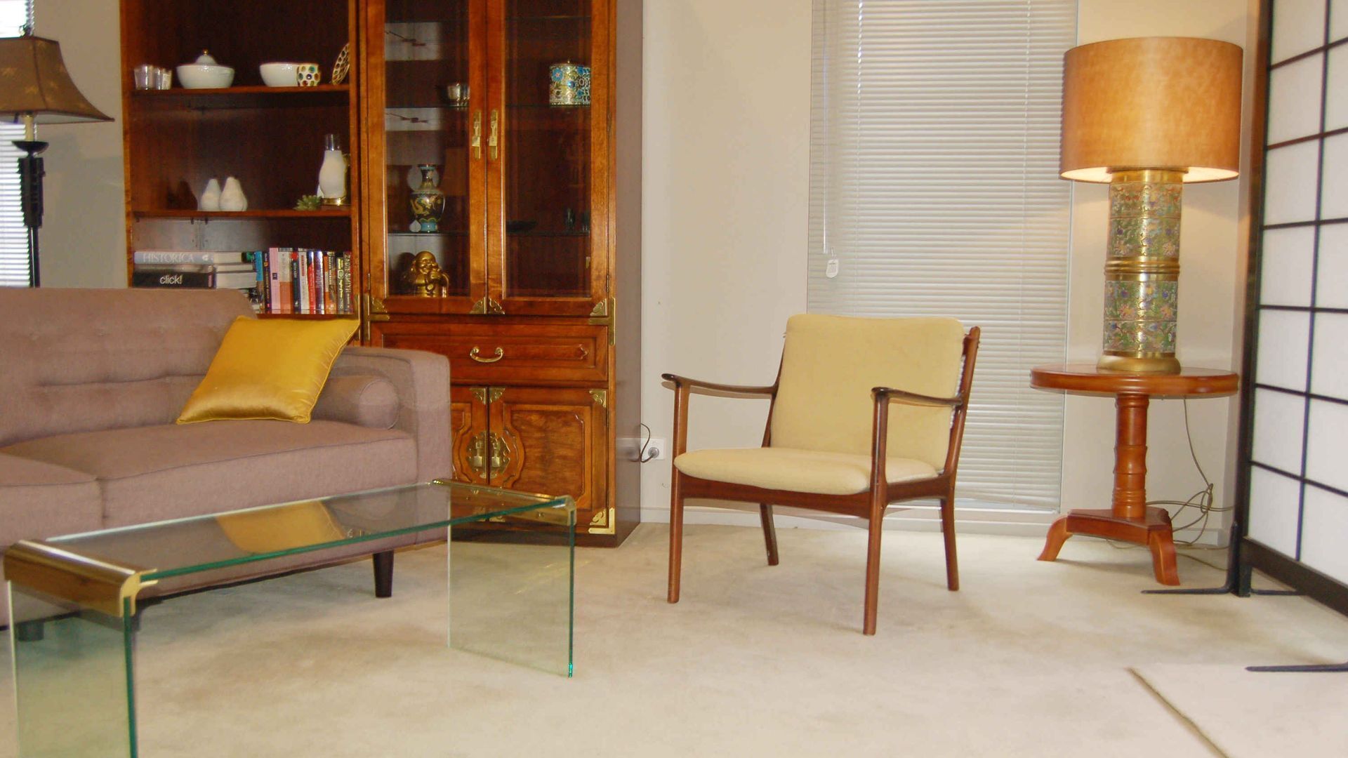  2YO Unique 2Bed Home 100M to Beach — image 11