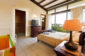 Villa, 3 Bedrooms, Private Pool | 3 bedrooms, in-room safe, desk, iron/ironing board