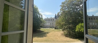 Maison confortable de 4 lits dans le parc du château 