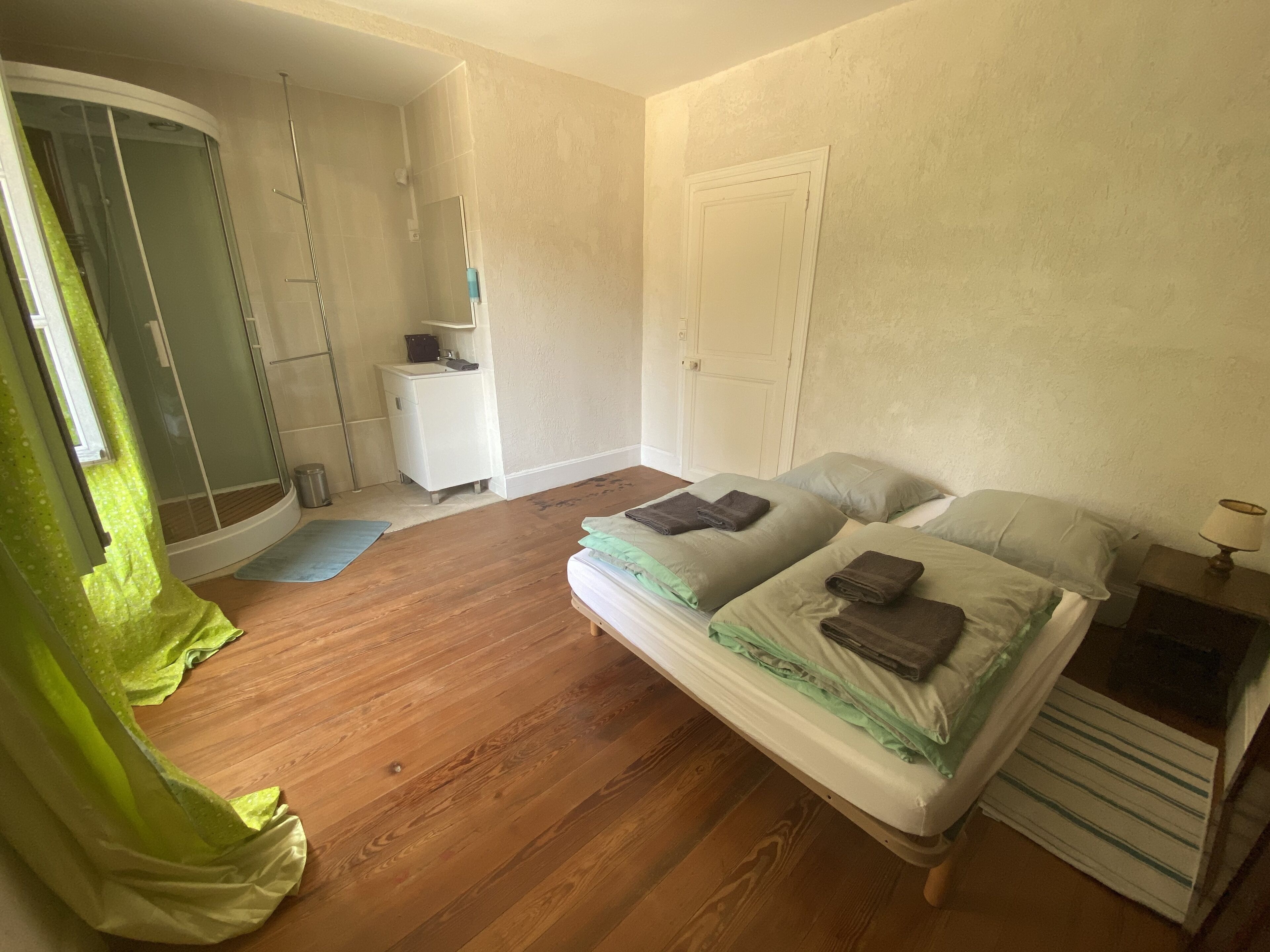 Cosy 4 beds house in the park of the castle 