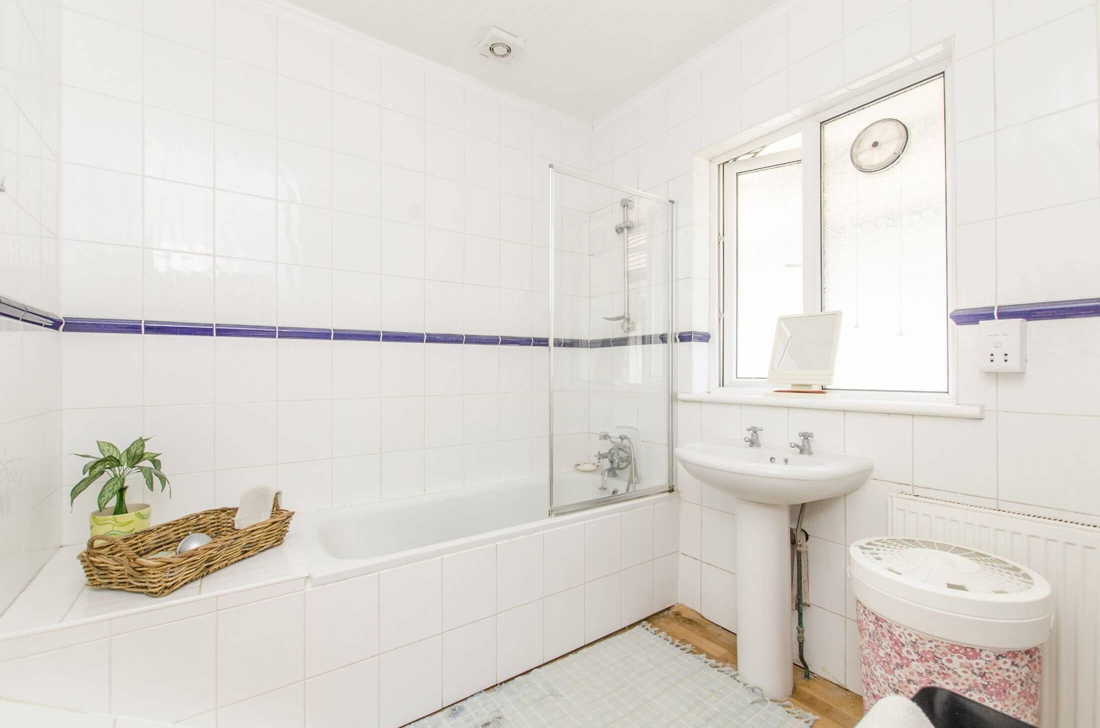 81a Lynton Road Acton London 