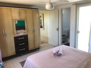 4 bedrooms, iron/ironing board, free WiFi, bed sheets - House in Buzios Geribá  (Armação dos Búzios)