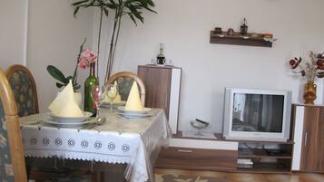 Dineren