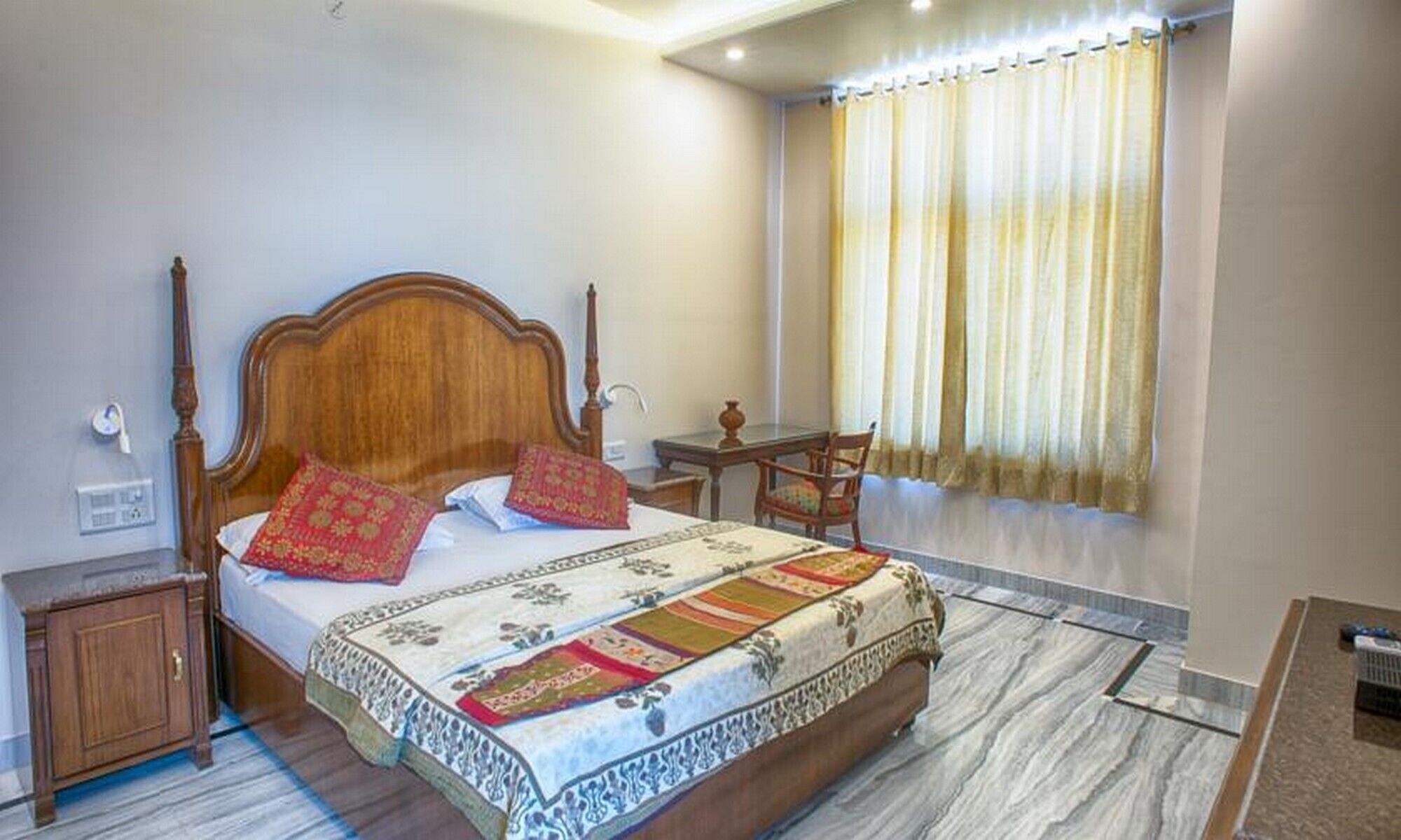 Unique Theme Private Room