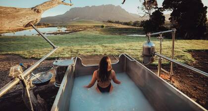 Eagles Nest Retreat - Nest 3 Your Private Stay Near Cradle Mountain