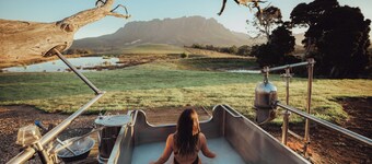 Mountain Peace - Unique Milk Vat Bath, tarifs famille et vue sur la campagne