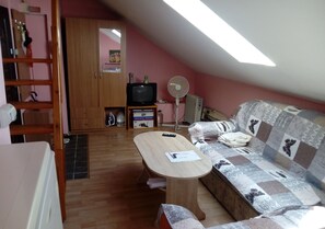 Flat-screen TV - Cristi Apartment- near to Iulius Mall (Timișoara)