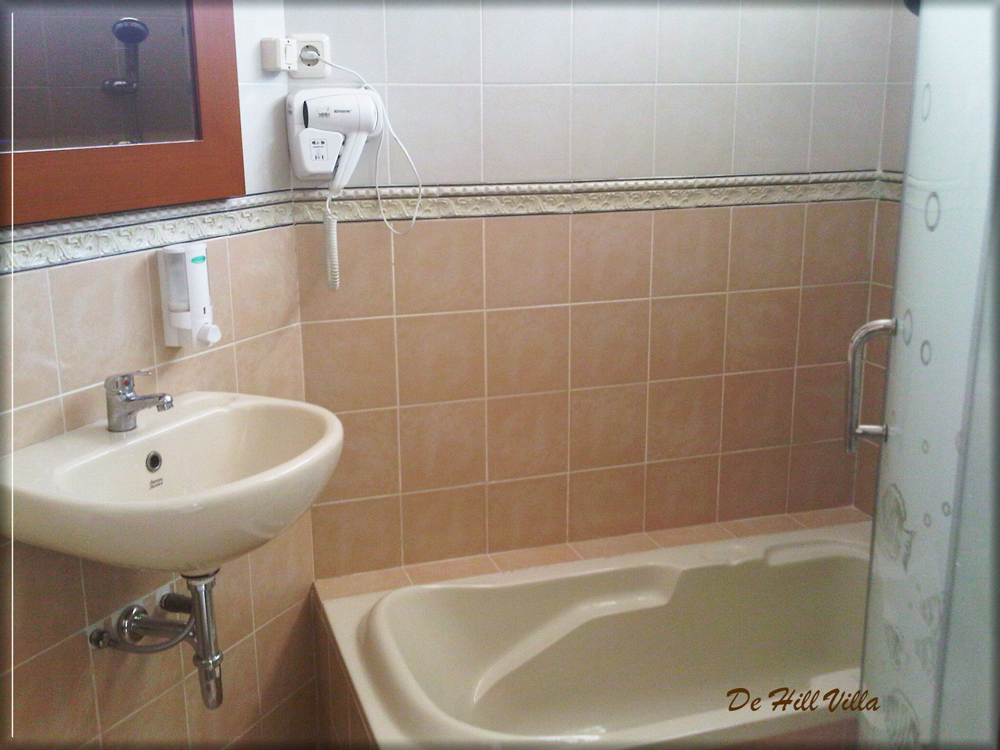 De Hill Villa, Home away from Home.