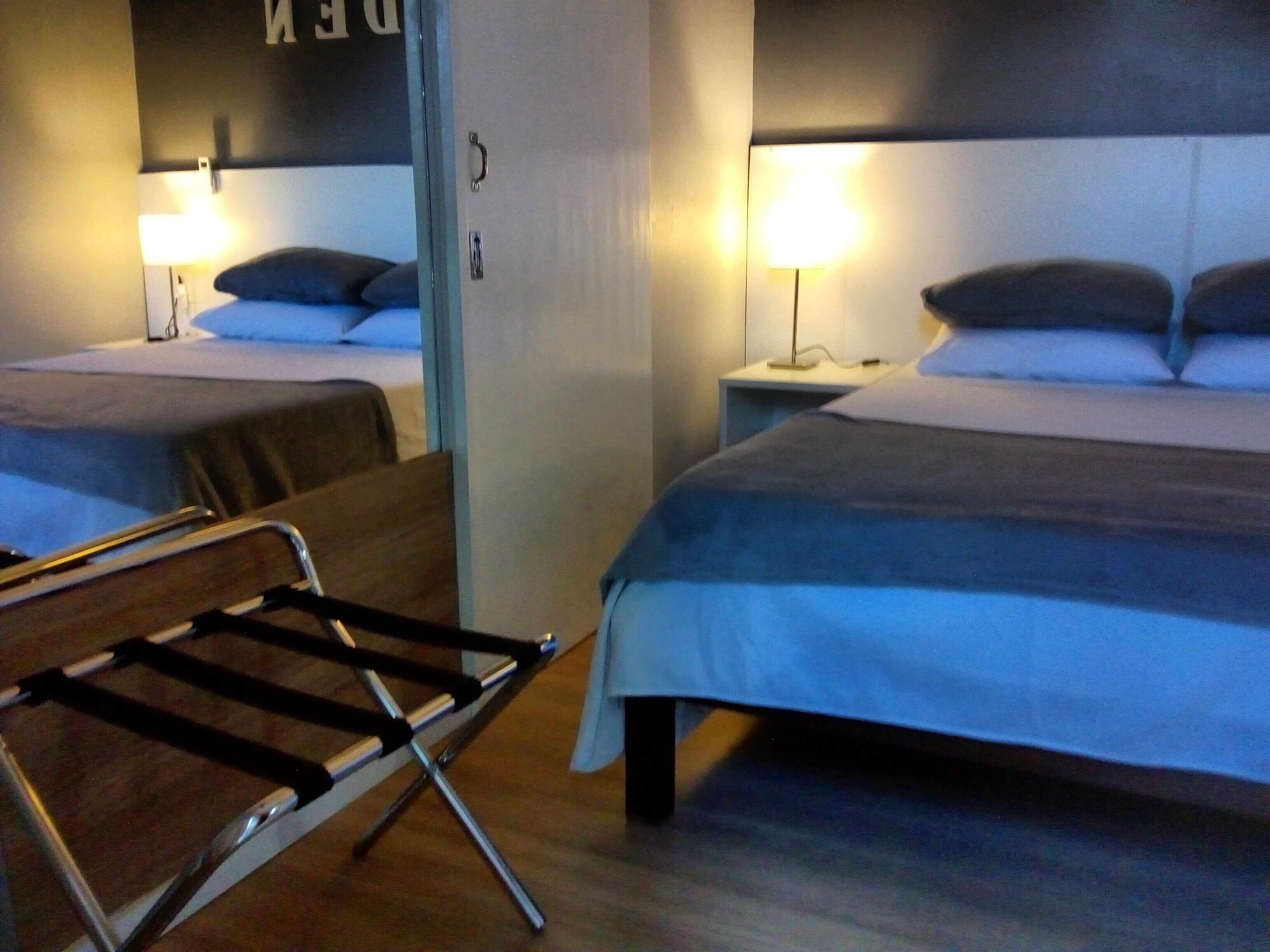 Beautiful Apt with Garden on Av. Main.........