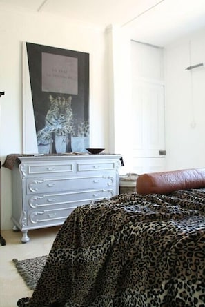 4 chambres, fer et planche à repasser, Wi-Fi gratuit