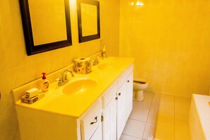 Bathroom - All the Comforts of Home together with Nature's Therapeutic Sights and Sounds (Brighton)