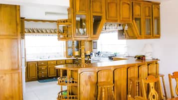 Micro-ondas, fogão, cooktop