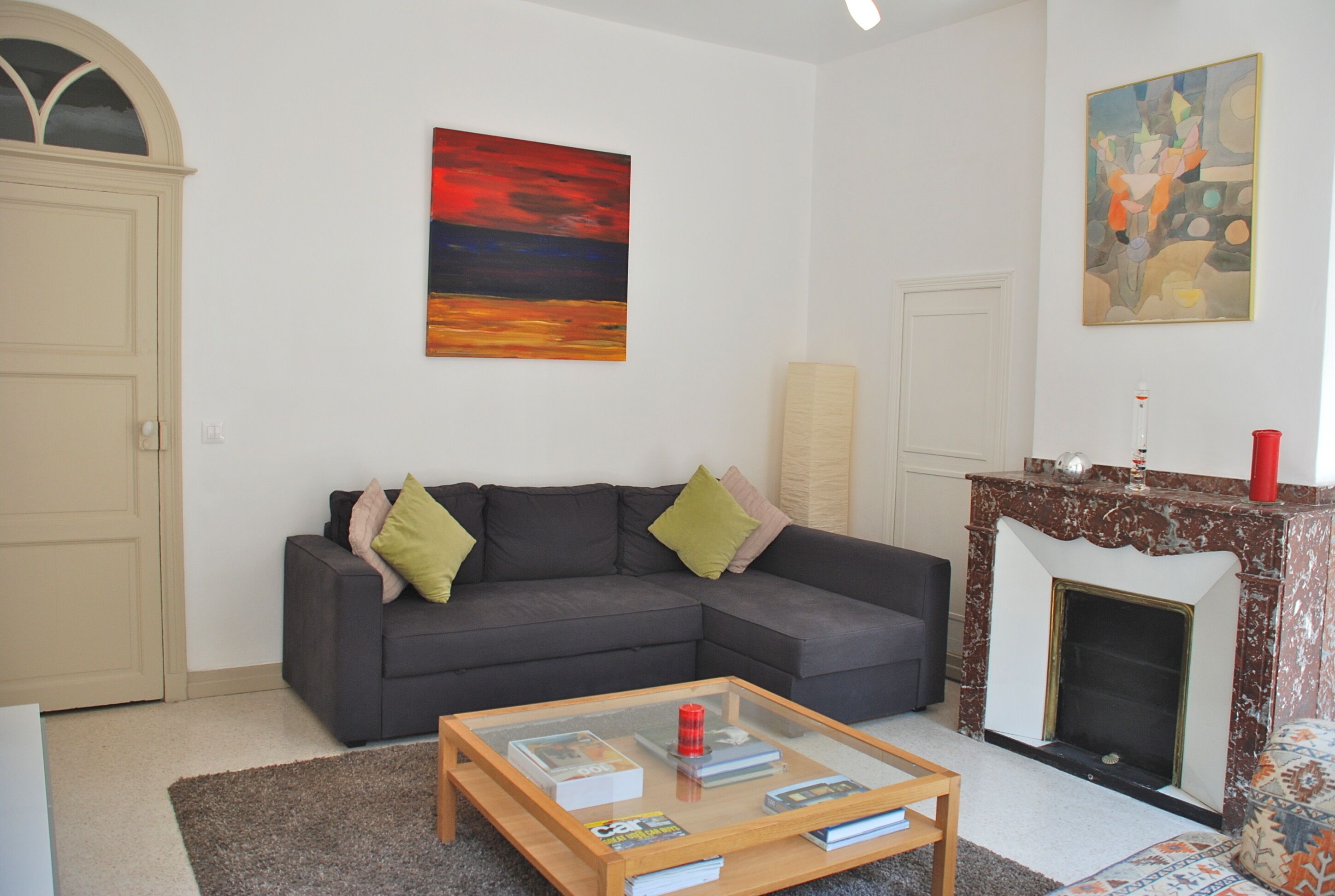 Stylish Apartment with Roof Terrace