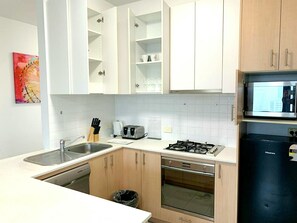 Fridge, microwave, oven, stovetop