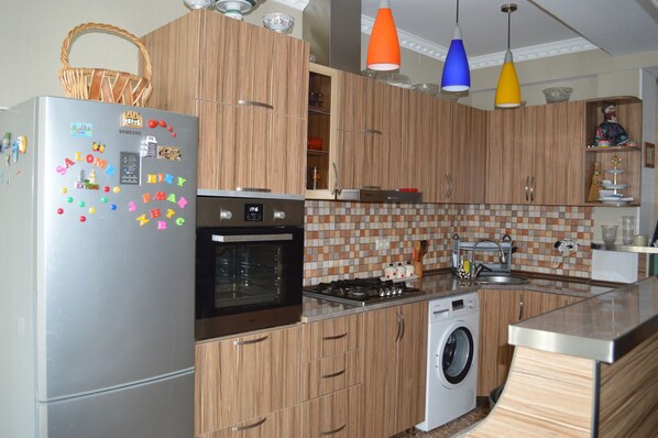 Fridge, oven, electric kettle