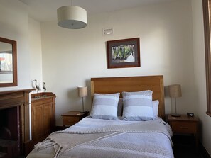 3 bedrooms, iron/ironing board, travel crib, WiFi