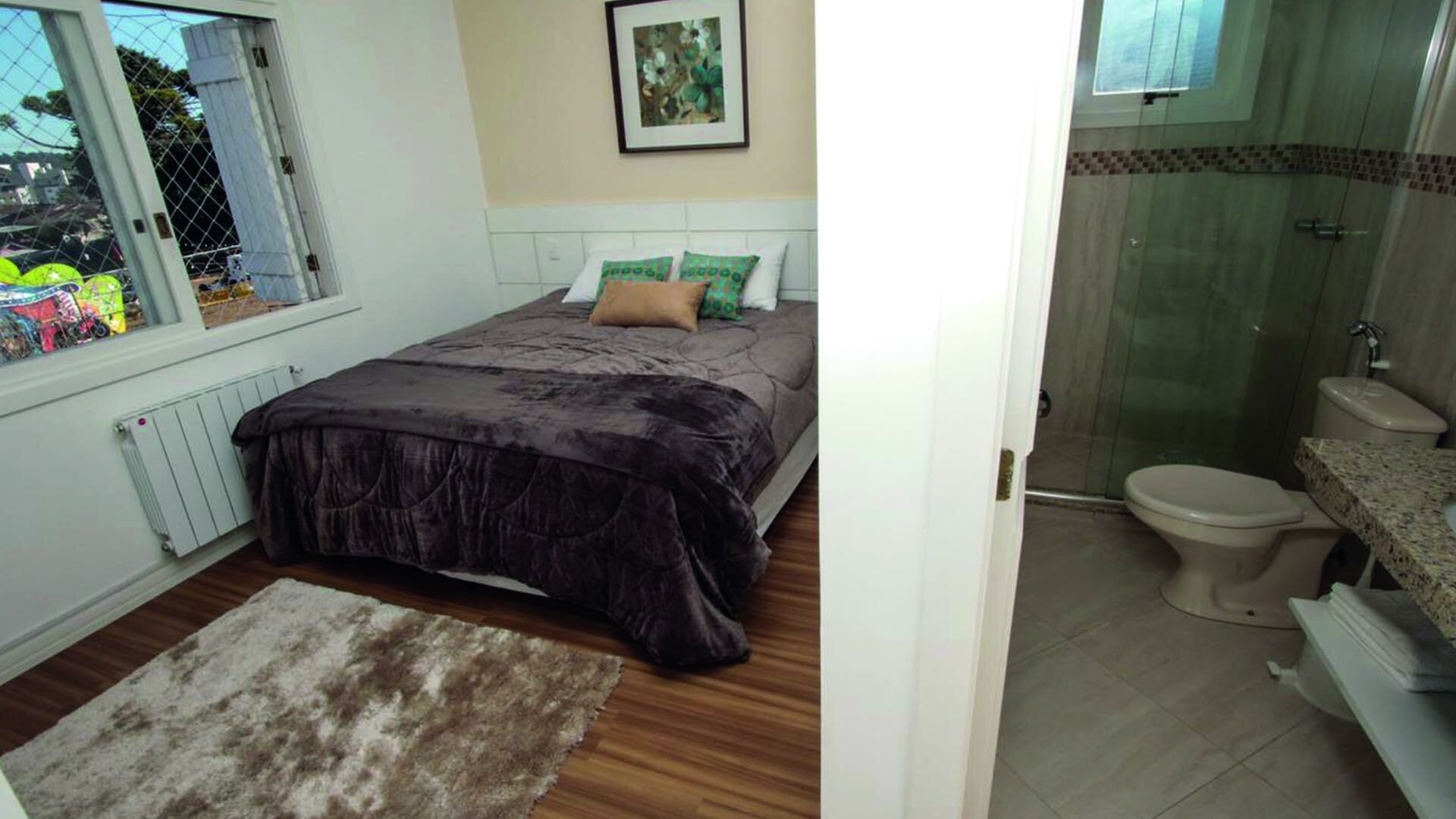 CATHEDRAL LIGHTS - comfort and refinement in the Sierra!