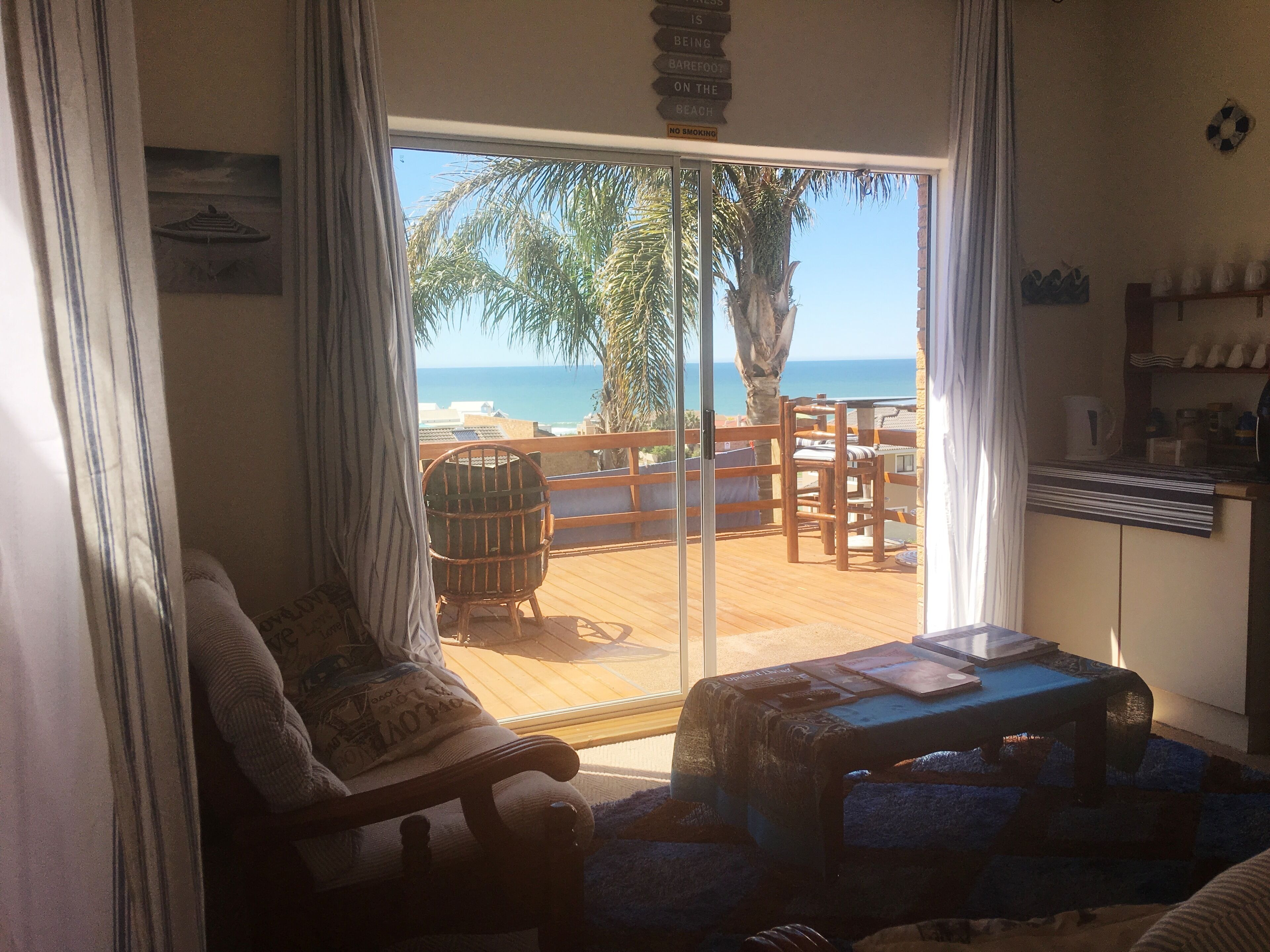 Self Catering Flatlet With A Stunning Sea View! Close To World Renowned