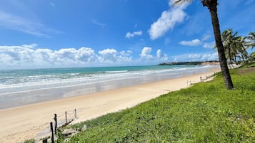Na praia