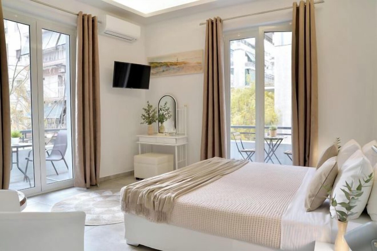 Premium bedding, down comforters, laptop workspace, blackout drapes