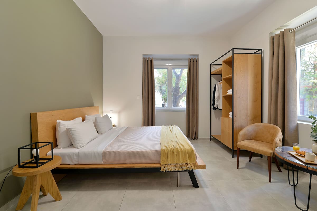 1 bedroom, premium bedding, down duvets, individually decorated