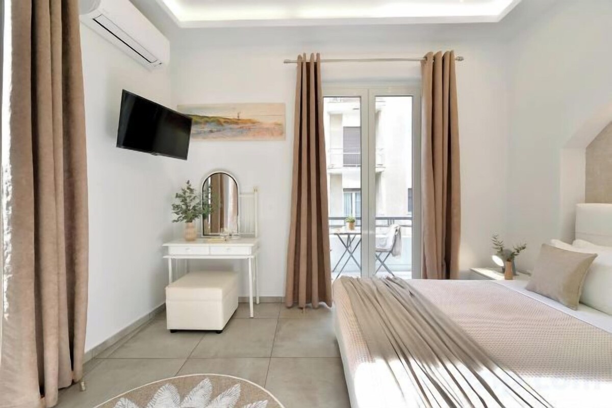 Premium bedding, down comforters, laptop workspace, blackout drapes