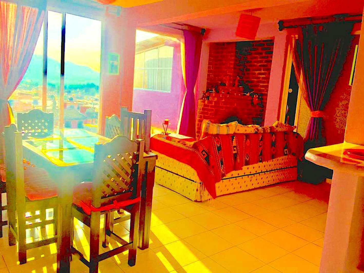 Amazing 3 Bedroom Apartment Best View, & Fireplace