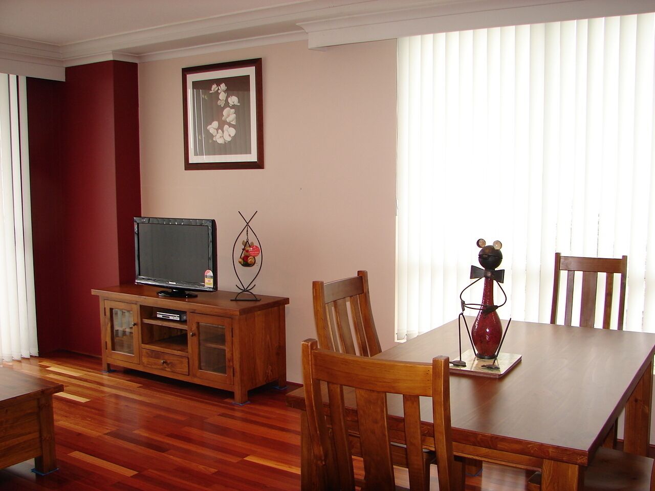 Chats One Bedroom 11 — image 5