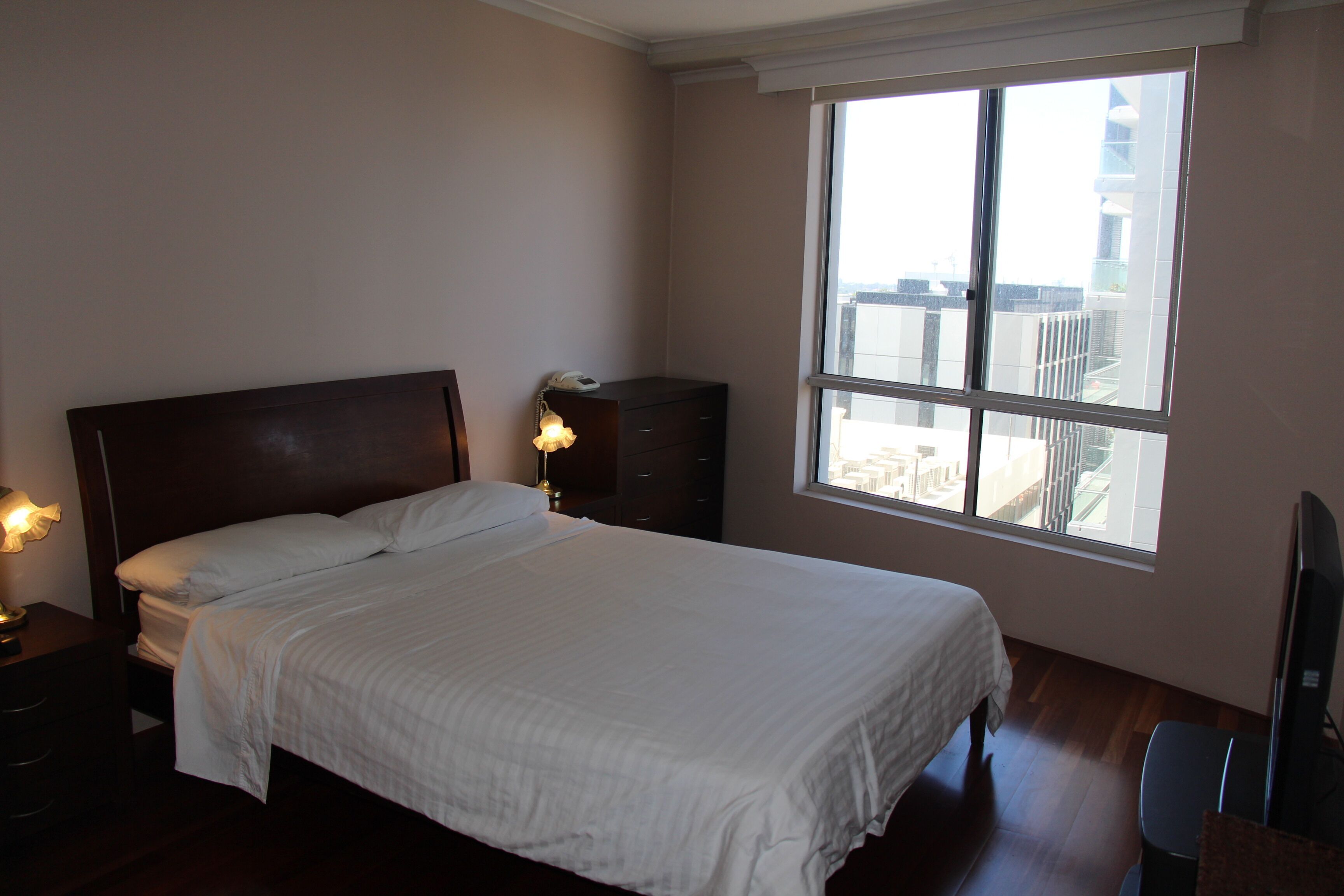 Chats One Bedroom 11 — image 7