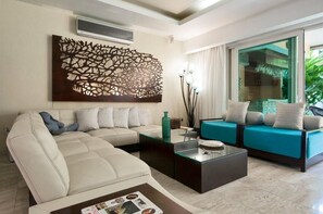 Smart-TV, Tischtennisplatte, Bücher, Videothek