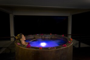 Bain à remous intérieur