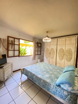 3 quartos, ferros/tábuas de passar roupa, Wi-Fi, roupa de cama