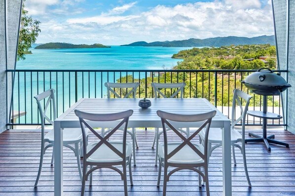 Outdoor dining - Panorama 2, Hamilton Island (Hamilton Island)