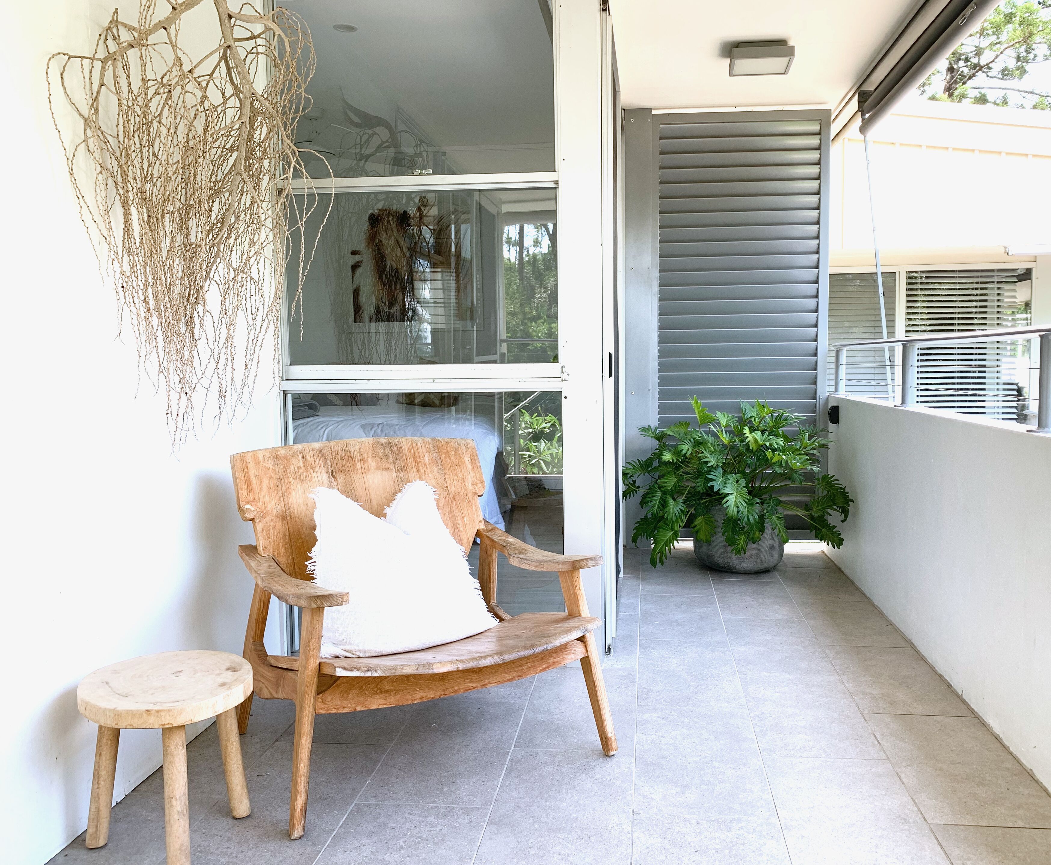 The Nest - 5 minute walk to Hasting Street and Noosa Main Beach — image 4