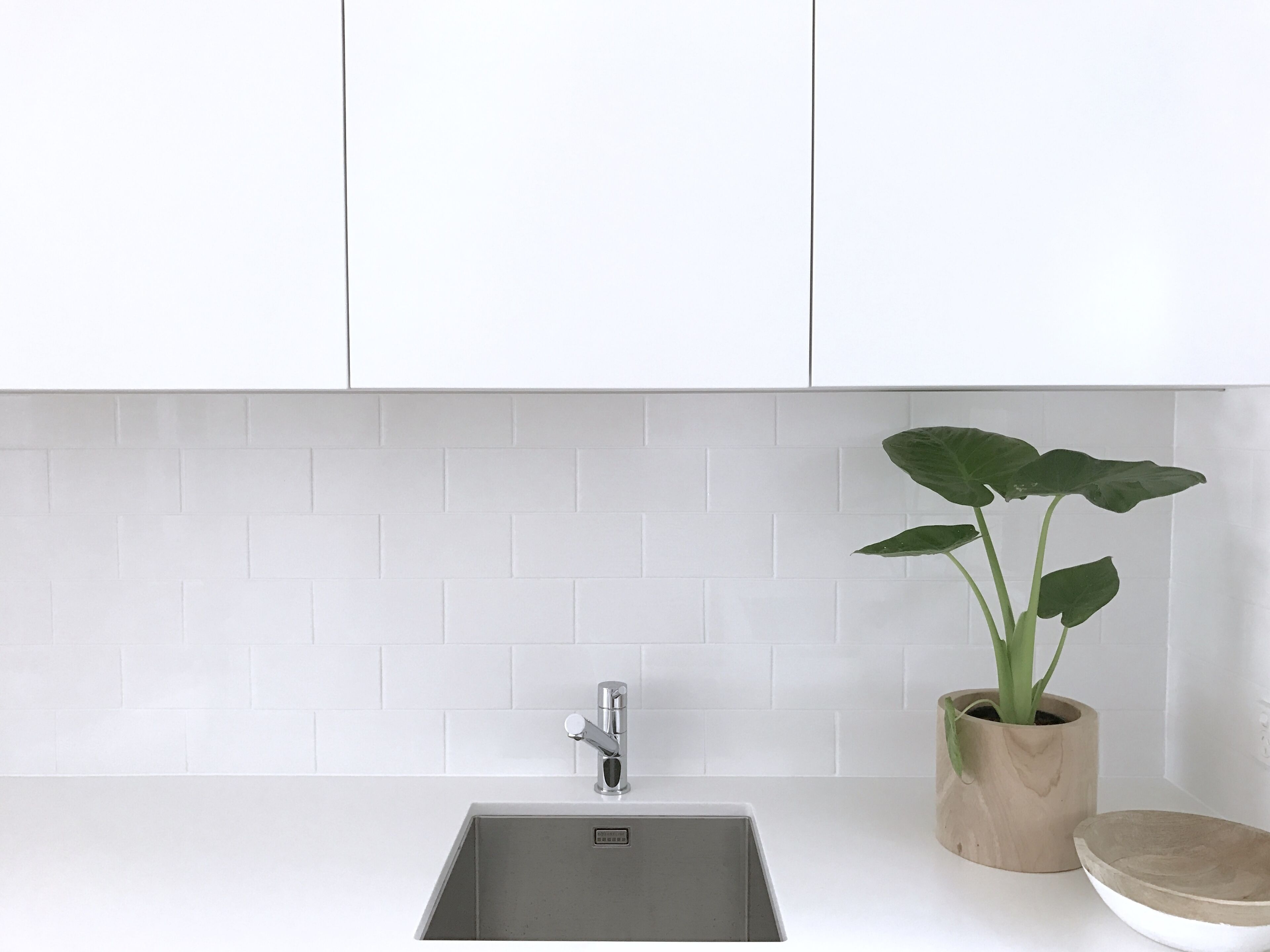 The Nest - 5 minute walk to Hasting Street and Noosa Main Beach — image 15